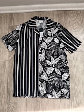 Original Use Black & White Split-Pattern Short Sleeve Button-Down Shirt